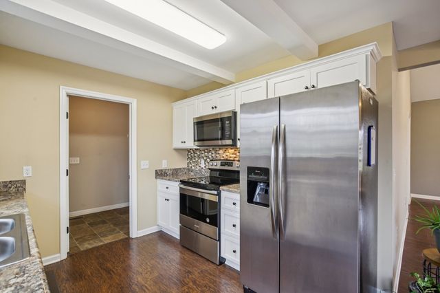 1325 Old Highway 99, Chapel Hill, TN 37034