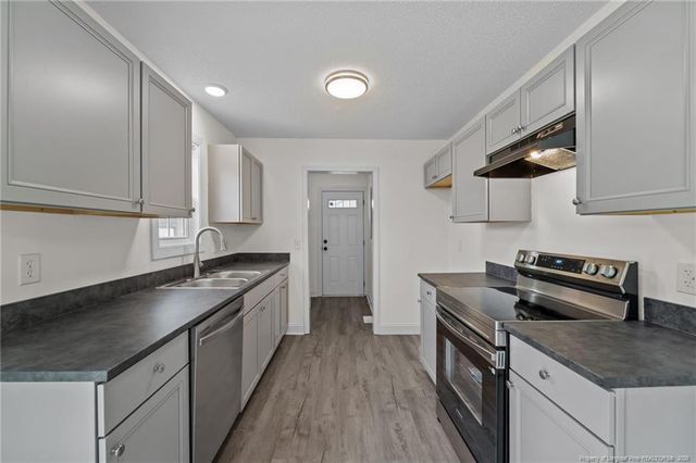 122 Fullers Way, Aberdeen, NC 28315