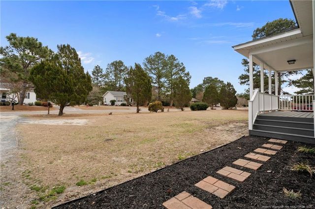 122 Fullers Way, Aberdeen, NC 28315