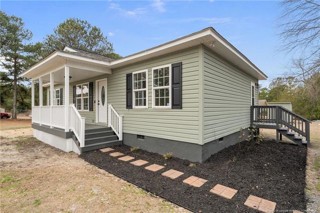 122 Fullers Way, Aberdeen, NC 28315