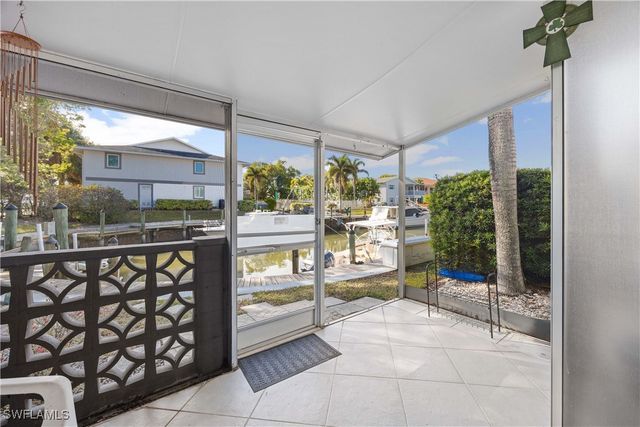 1686 Blue Point AVE A1, Naples, FL 34102