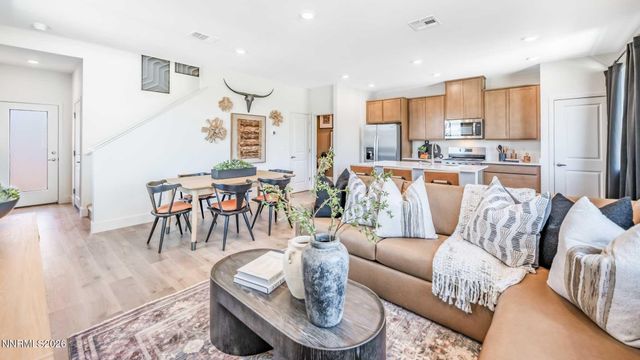 1898 Bella Rosa Alley, Minden, NV 89423