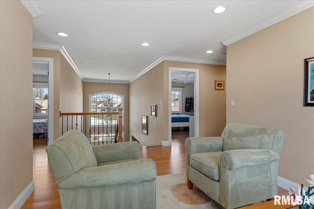 2333 Waterbury Pond Court, Springfield, IL 62711