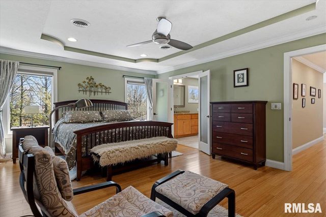 2333 Waterbury Pond Court, Springfield, IL 62711