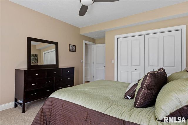 2333 Waterbury Pond Court, Springfield, IL 62711