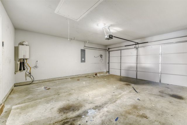 8213 Muddy Creek Drive, Fort Worth, TX 76131