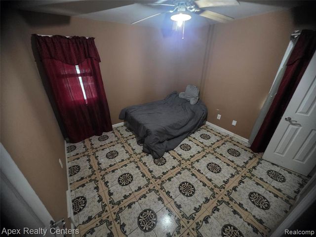 18948 Wall Street, Melvindale, MI 48122