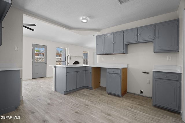 1615 BRIAN RAY Circle, El Paso, TX 79936