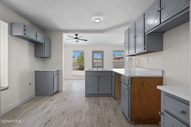 1615 BRIAN RAY Circle, El Paso, TX 79936