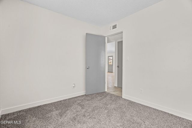 1615 BRIAN RAY Circle, El Paso, TX 79936