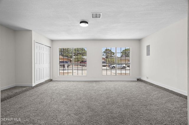 1615 BRIAN RAY Circle, El Paso, TX 79936