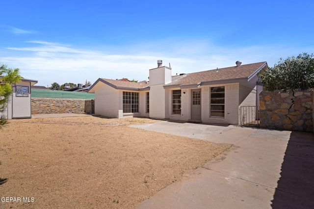 1615 BRIAN RAY Circle, El Paso, TX 79936