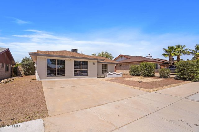 1615 BRIAN RAY Circle, El Paso, TX 79936