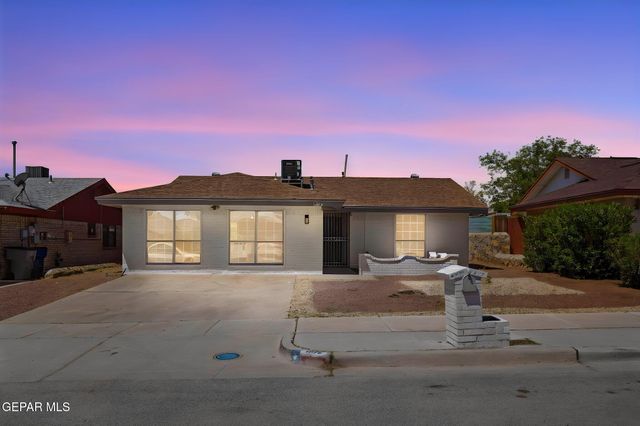 1615 BRIAN RAY Circle, El Paso, TX 79936