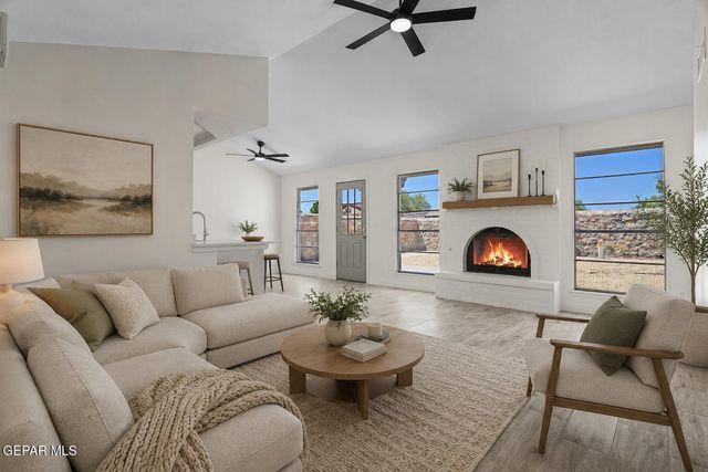 1615 BRIAN RAY Circle, El Paso, TX 79936