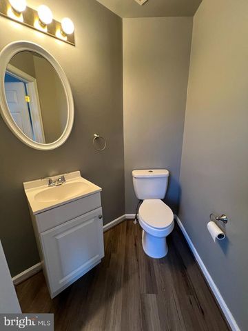 522 KYLE DR, Martinsburg, WV 25401