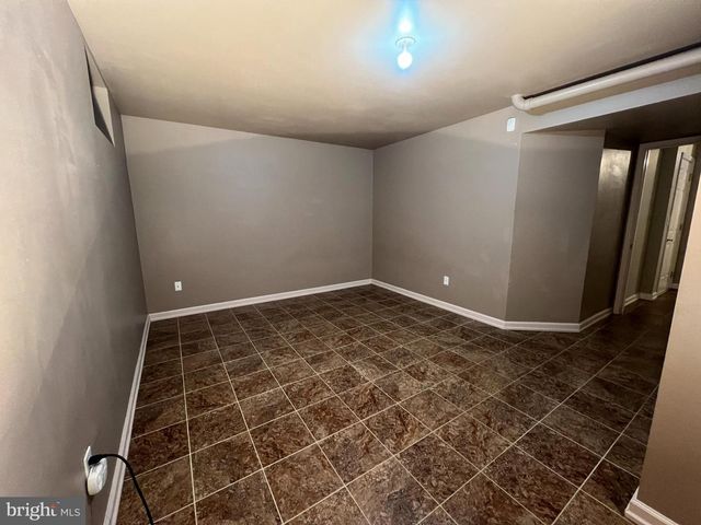 522 KYLE DR, Martinsburg, WV 25401