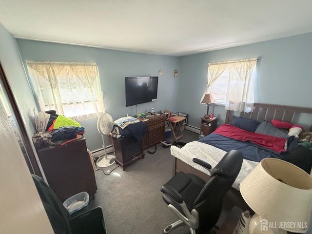 18 Brandywine Road, Fords, NJ 08863