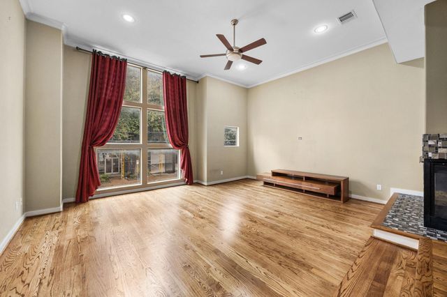 510 Jackson Hill Street, Houston, TX 77007