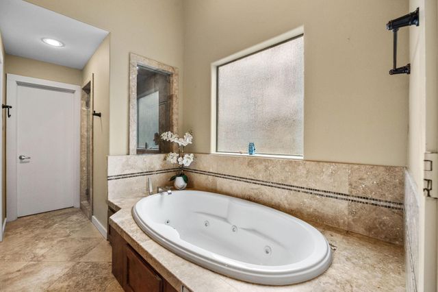 510 Jackson Hill Street, Houston, TX 77007