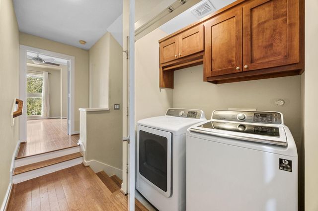 510 Jackson Hill Street, Houston, TX 77007