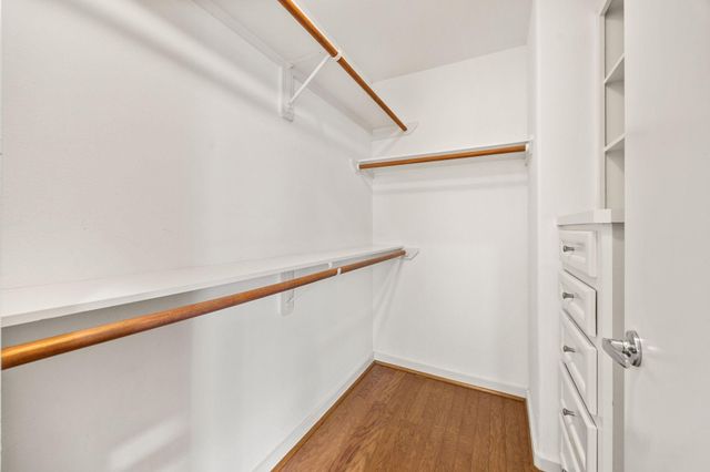 510 Jackson Hill Street, Houston, TX 77007