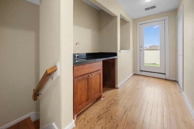 510 Jackson Hill Street, Houston, TX 77007