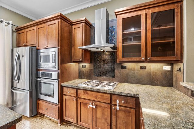 510 Jackson Hill Street, Houston, TX 77007