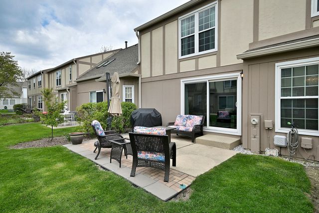 1475 Garnet Circle 1454, Hoffman Estates, IL 60192