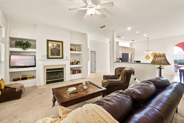 308 Edge Of Woods Rd, St Augustine, FL 32092