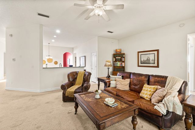 308 Edge Of Woods Rd, St Augustine, FL 32092