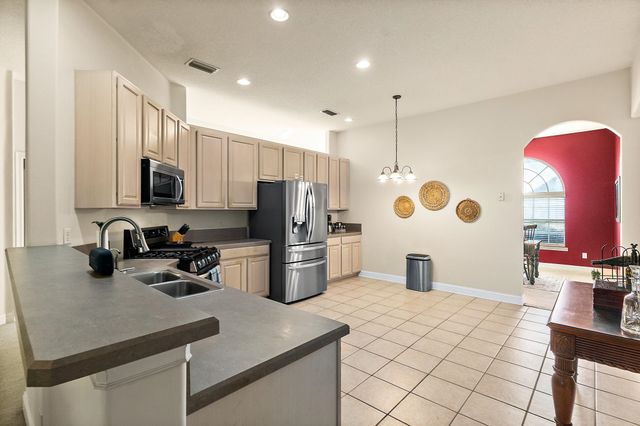 308 Edge Of Woods Rd, St Augustine, FL 32092