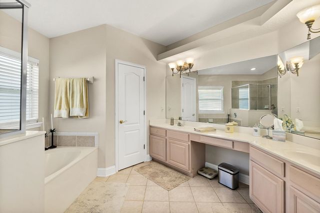 308 Edge Of Woods Rd, St Augustine, FL 32092