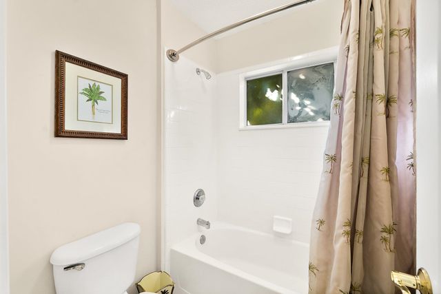 308 Edge Of Woods Rd, St Augustine, FL 32092