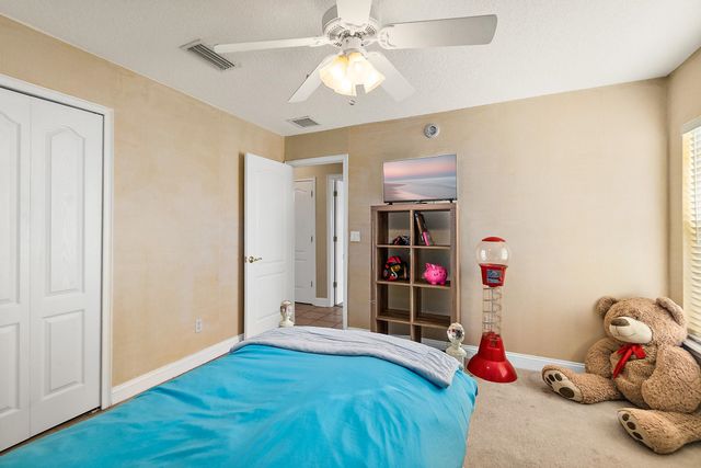 308 Edge Of Woods Rd, St Augustine, FL 32092