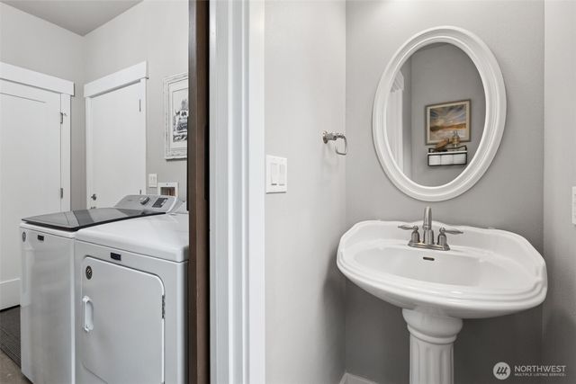 12323 193rd Avenue E, Bonney Lake, WA 98391