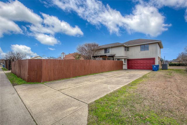 8005 Cornell Drive, Rowlett, TX 75088