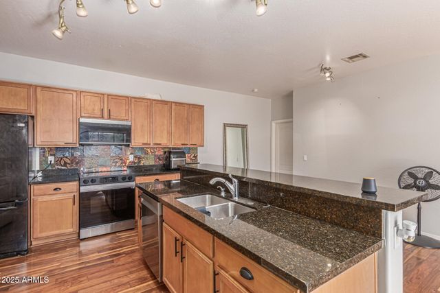 1015 S VAL VISTA Drive 22, Mesa, AZ 85204