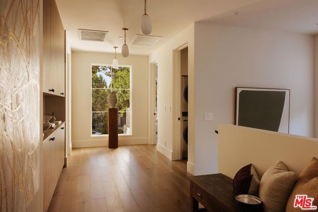 12128 Hesby Street, Valley Village, CA 91607