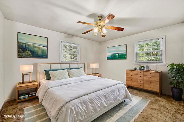 35 Spruce CIR, Blue Ridge, VA 24064