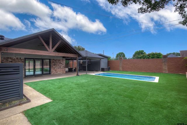 1220 Melony Drive, Sulphur Springs, TX 75482