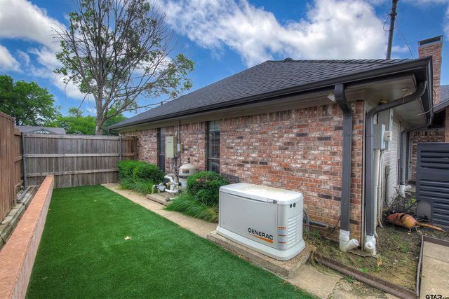 1220 Melony Drive, Sulphur Springs, TX 75482