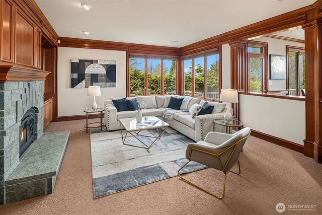 17120 SE 58th Street, Bellevue, WA 98006