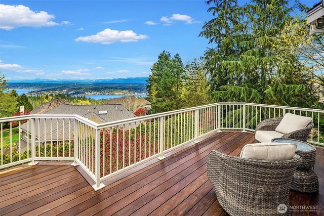 17120 SE 58th Street, Bellevue, WA 98006