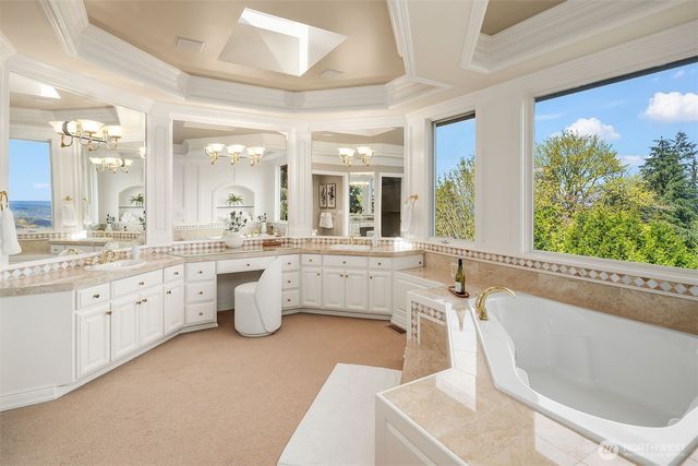 17120 SE 58th Street, Bellevue, WA 98006