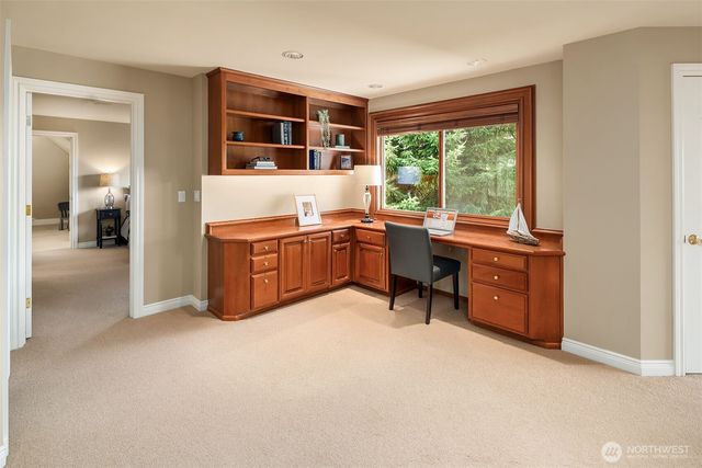 17120 SE 58th Street, Bellevue, WA 98006