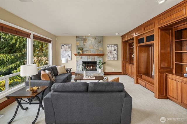 17120 SE 58th Street, Bellevue, WA 98006