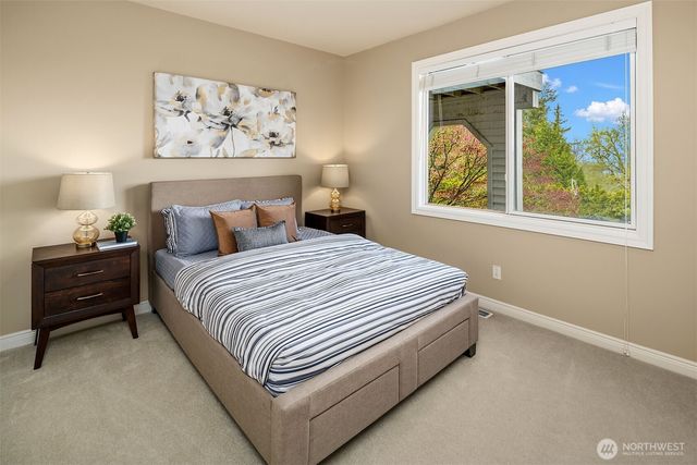 17120 SE 58th Street, Bellevue, WA 98006
