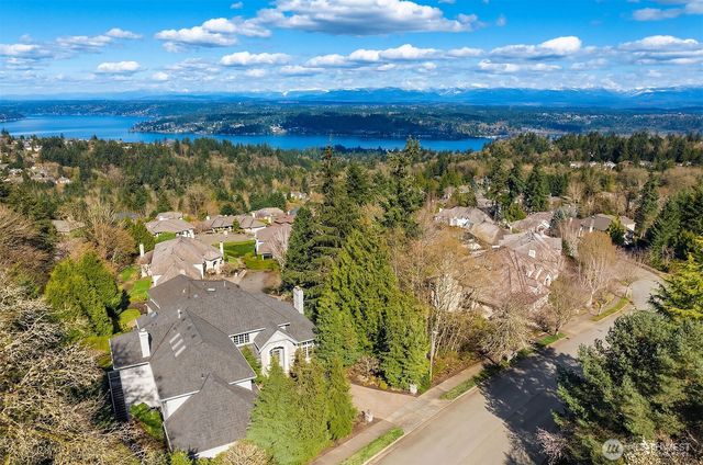 17120 SE 58th Street, Bellevue, WA 98006