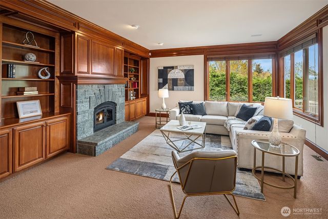17120 SE 58th Street, Bellevue, WA 98006